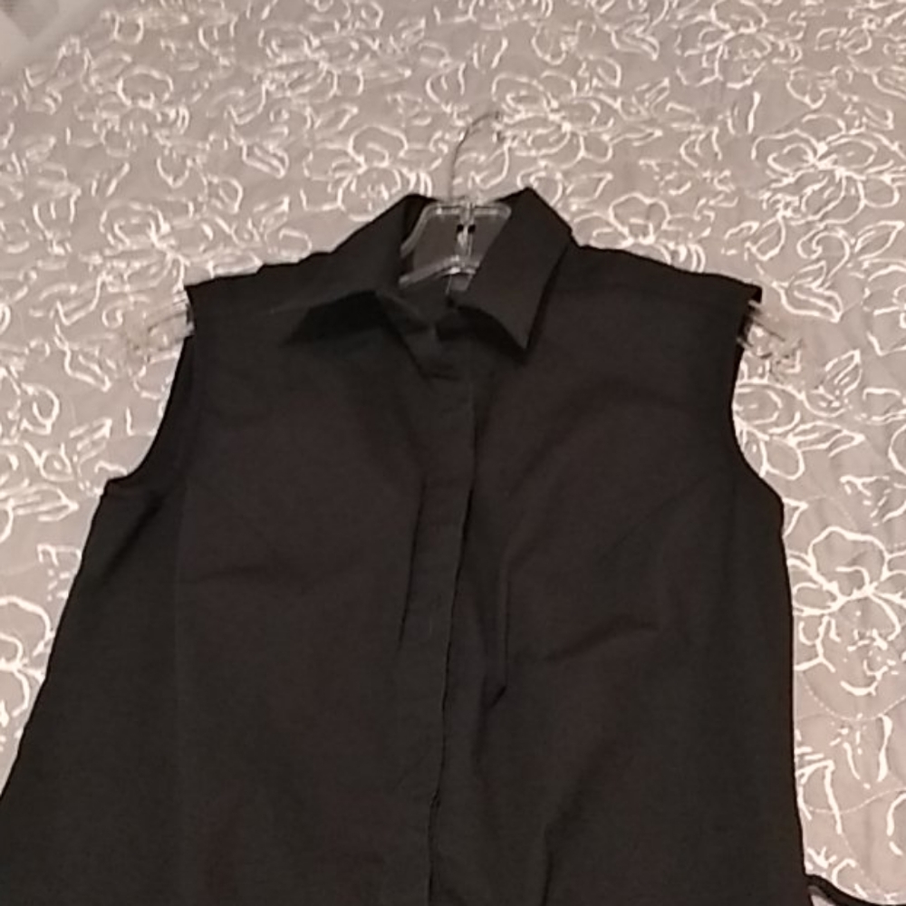 Dress - Picture 2 of 9